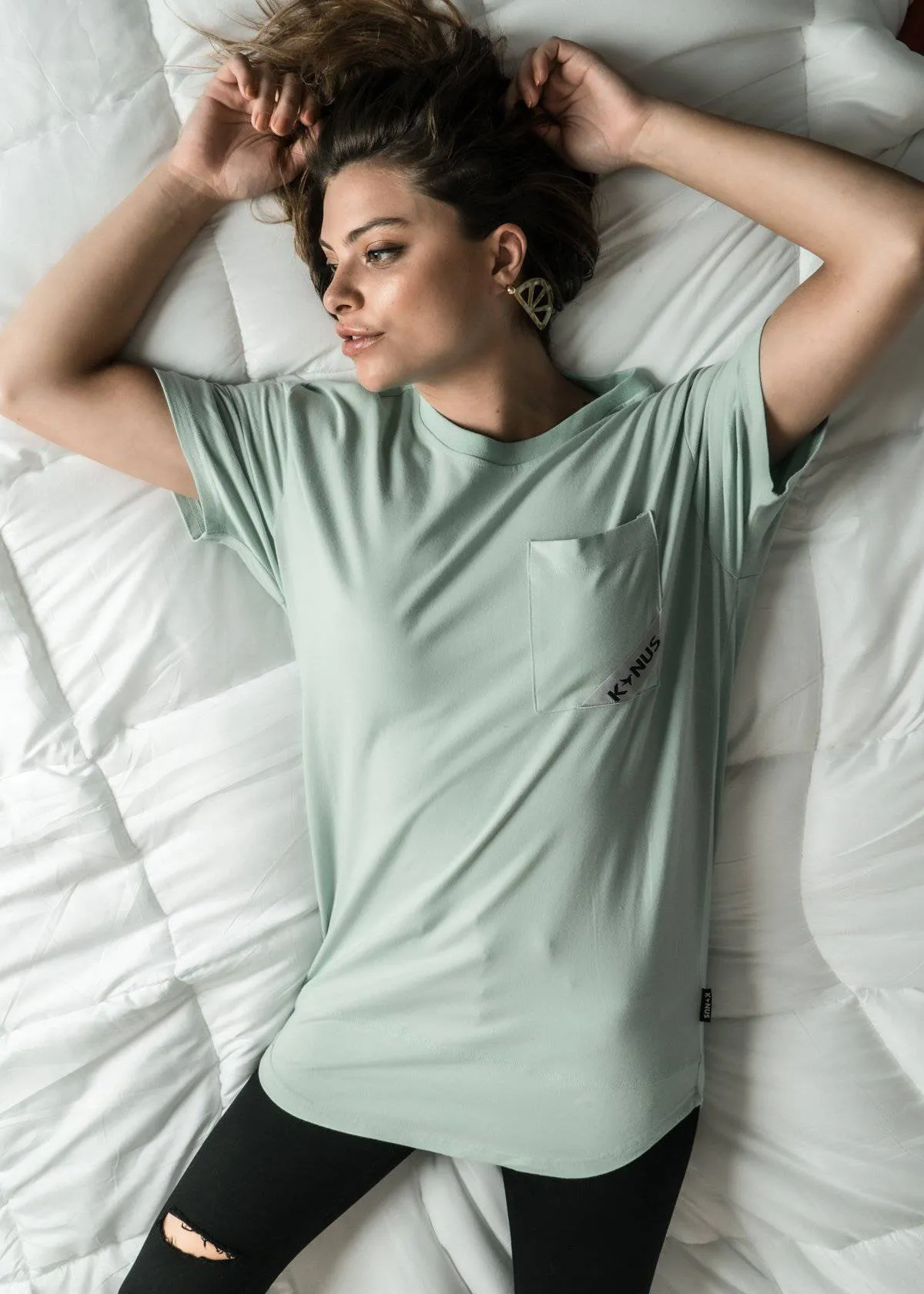 Men's T-Shirt with Curved hem in Mint